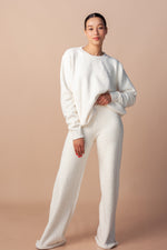 COZ'E CREWNECK - UNISEX [IVORY]