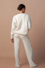 COZ'E CREWNECK - UNISEX [IVORY]