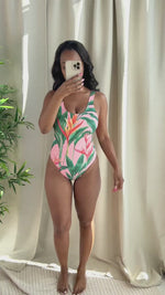 GALAPAGOS ONE PIECE [PINK TROPICAL]