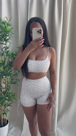 KENZIE SPORTS BRA [GRAY LEOPARD]