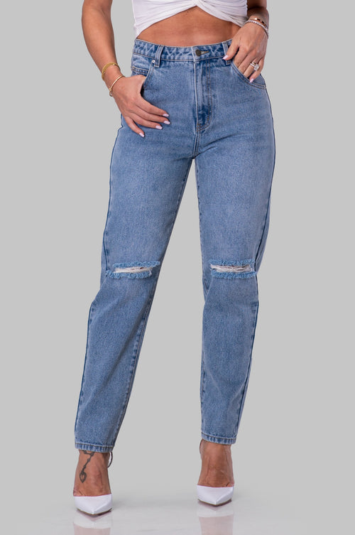 ARLEEN MOM JEANS [LIGHT WASH]