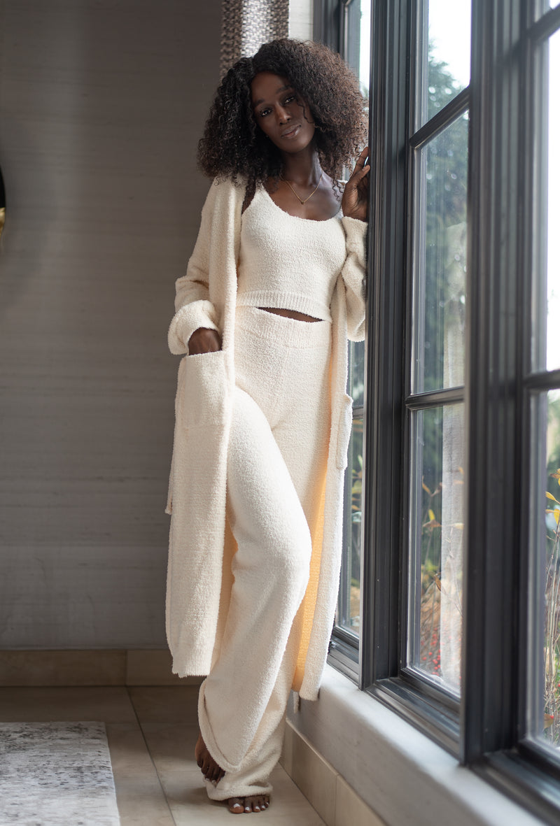 COZ'E LONG ROBE [IVORY]
