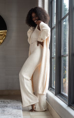 COZ'E LONG ROBE [IVORY]