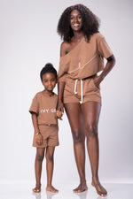 IVY SIGNATURE SHORTS SET [TAN]