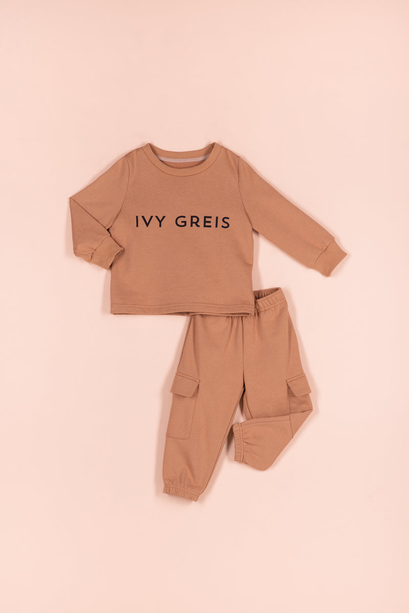 IVY SIGNATURE JOGGER SET [TAN]