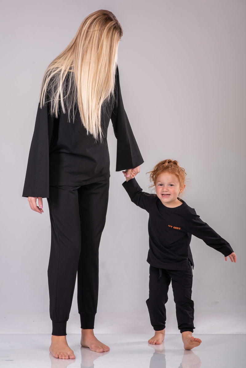 IVY NORAH JOGGER SET [BLACK]