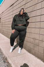 BYE CROPPED SWEATSHIRT [BLACK]