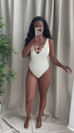 FIJI ONE PIECE [PASTEL YELLOW]
