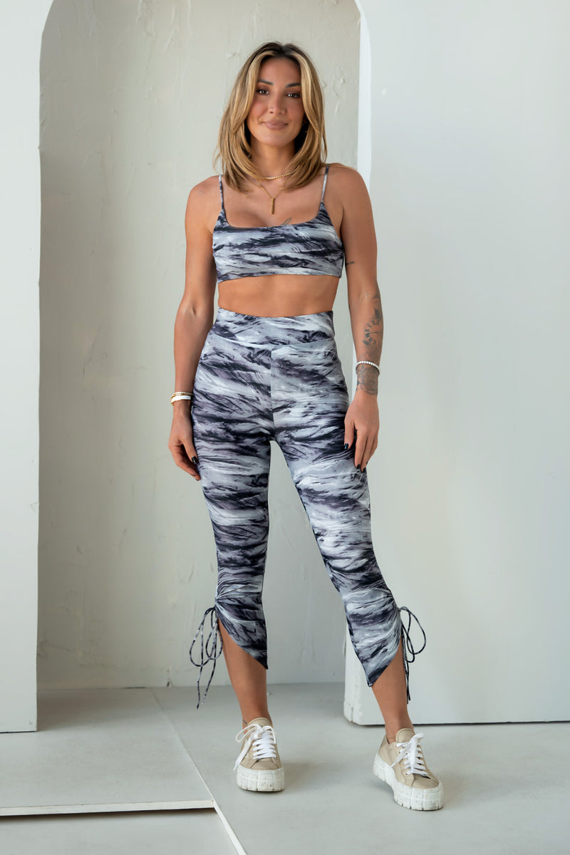 KENZIE LEGGINGS [GRAY TIE DYE]