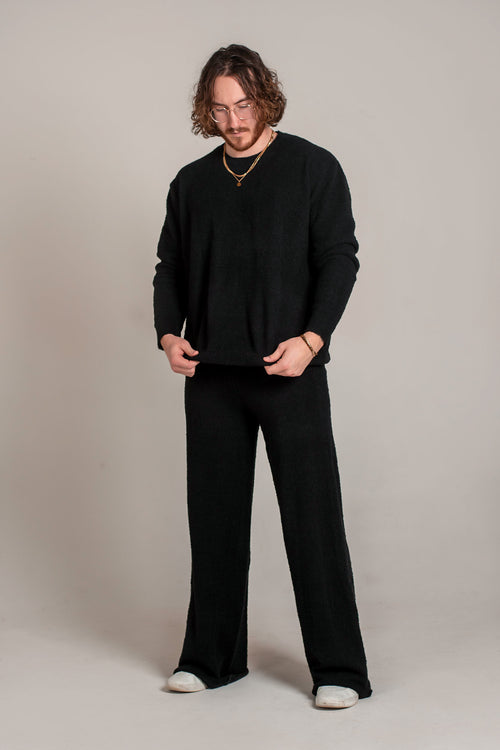 COZ'E CREWNECK - UNISEX [BLACK]