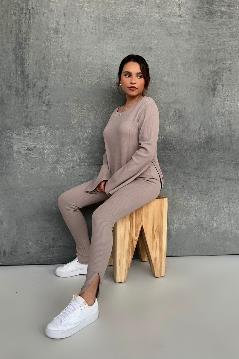 LIZZY TOP [TAUPE]