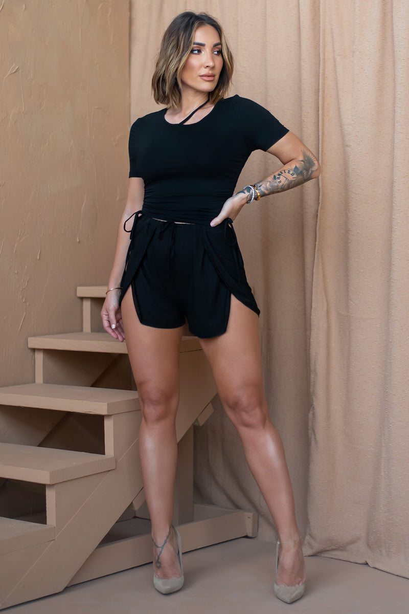 EBONY TOP [BLACK]
