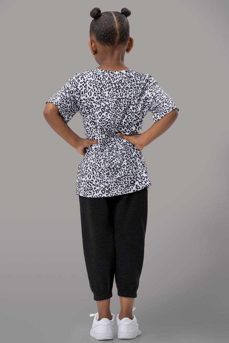 IVY ANDA TEE