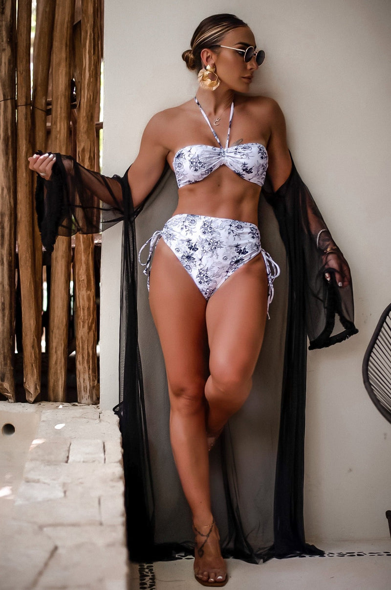 DOMINICAN SET [WHITE FLORAL]
