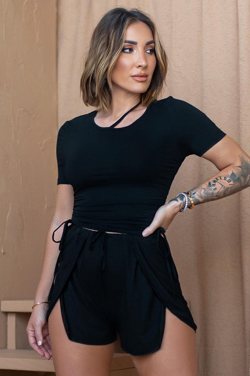 EBONY TOP [BLACK]