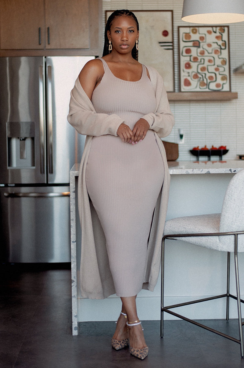 LAURIE DRESS [TAN]