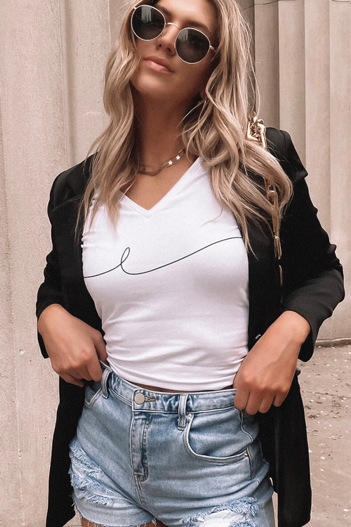 BYEGREIS T-SHIRT [WHITE V NECK]